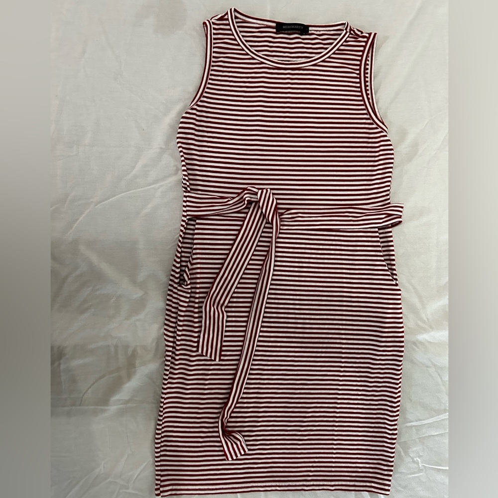 Striped Sleeveless Midi Dress - Red and White